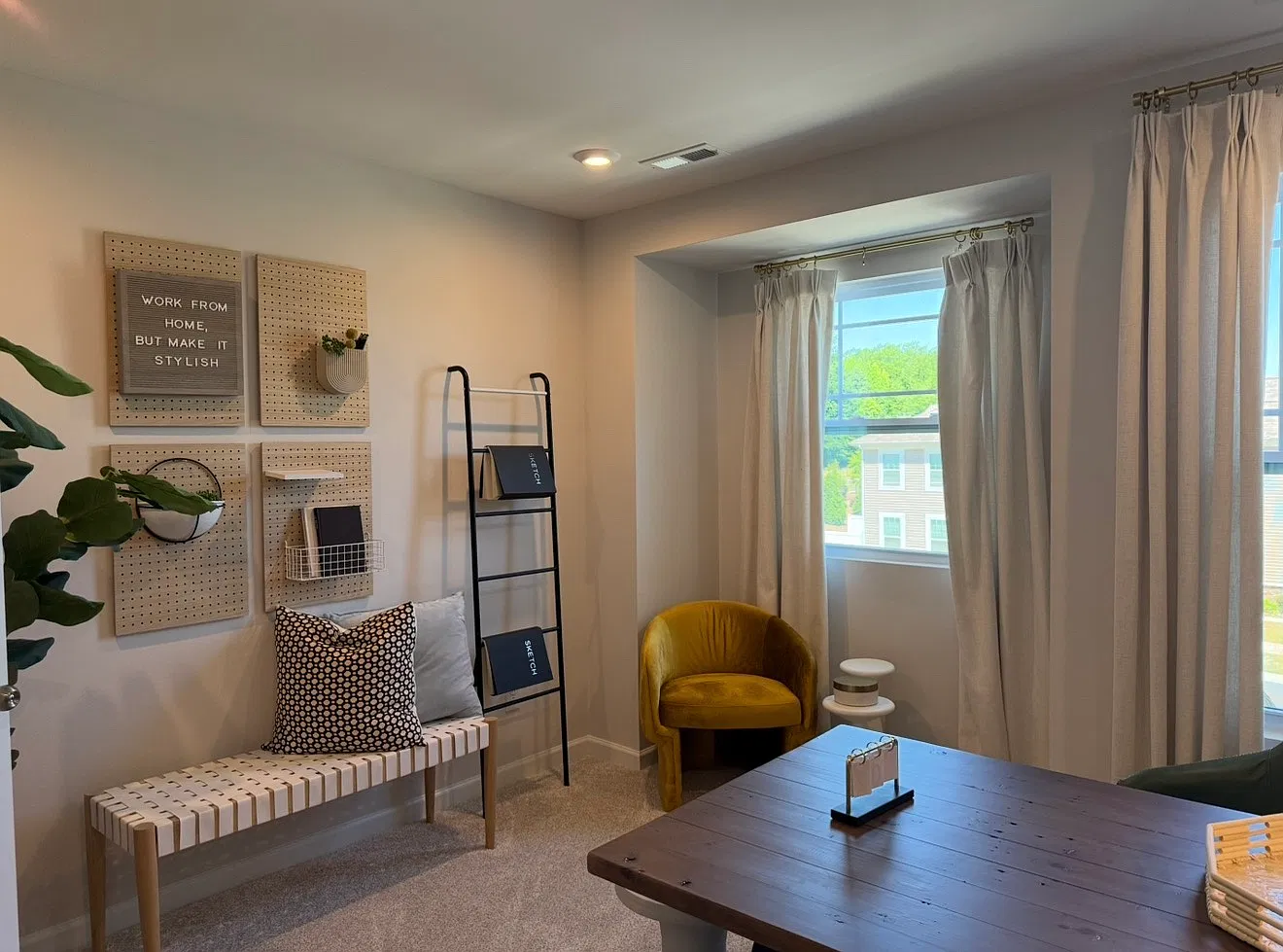 3 bed, 2.5 bath, 1742 sqft, $3,000 — Photo 3