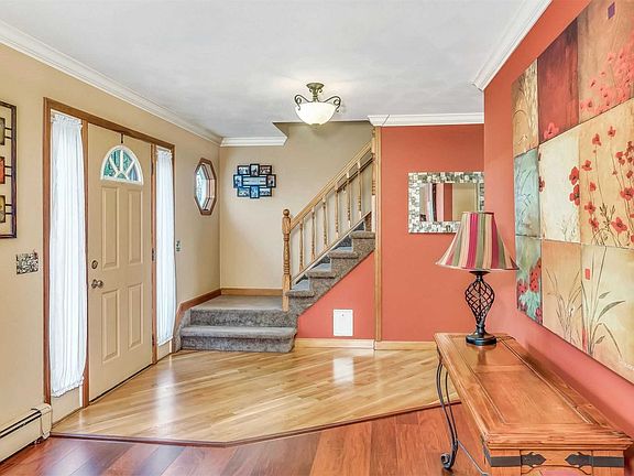 3rd image of 74 Island Blvd