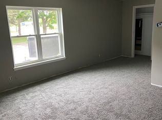 904 Georgian Dr APT H, Danville, IL 61832