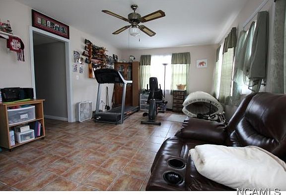 4th image of 108 Sunnyside Dr