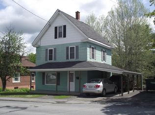 142 Pleasant St, Fort Kent, ME 04743