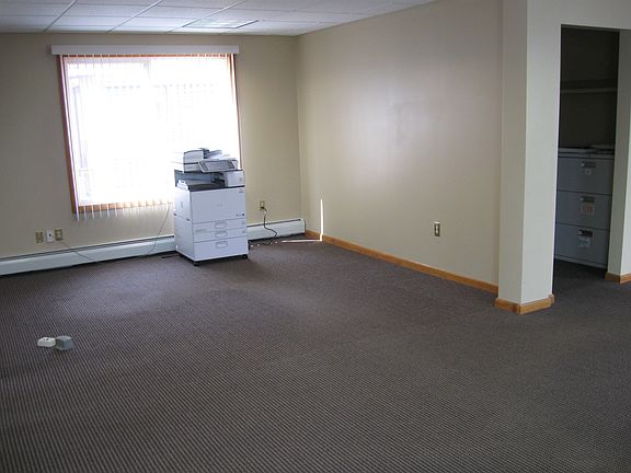 5th image of 941 Park Ave