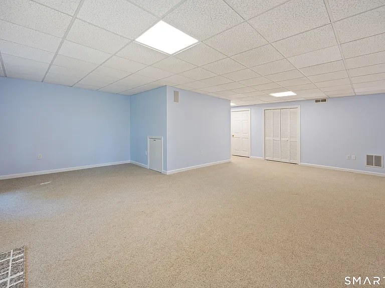 6 Cypress Ln #2 — Photo 28