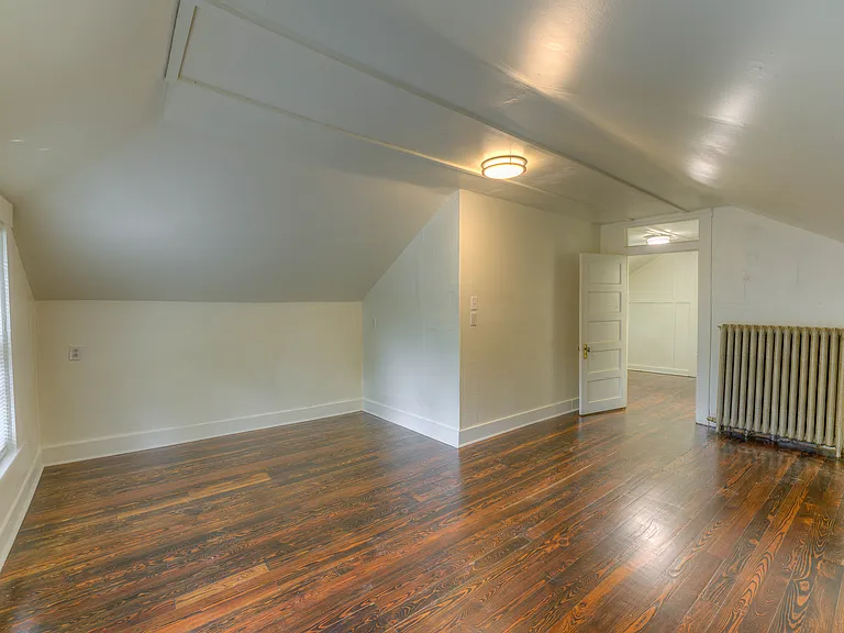 1195 Dorothy Pl — Photo 19
