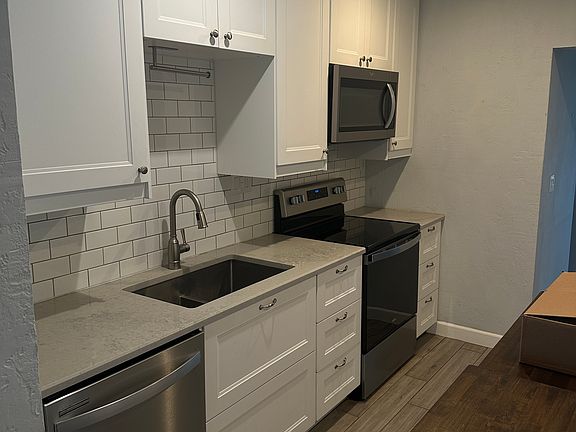 5th image of 4635 21st Ave N