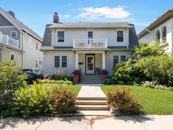 4071 North Stowell AVENUE, Shorewood, WI 53211