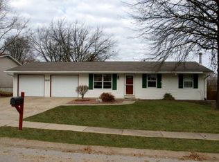 1321 S Wheaton Dr, Saint Charles, MO 63301