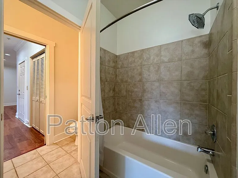 9 Kenilworth Knl #202 — Photo 27