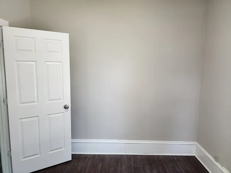 2550 Madison St NE — Photo 11
