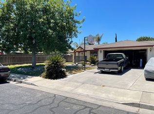 2196 Fernwood Dr, Hanford, CA