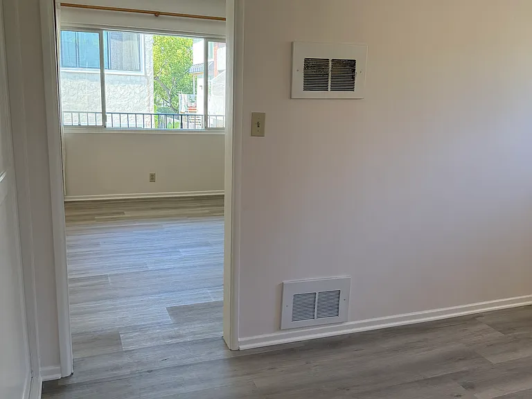 636 E California Blvd #5 — Photo 14