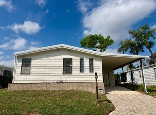 2048 Paradise Way, Palmetto, FL 34221