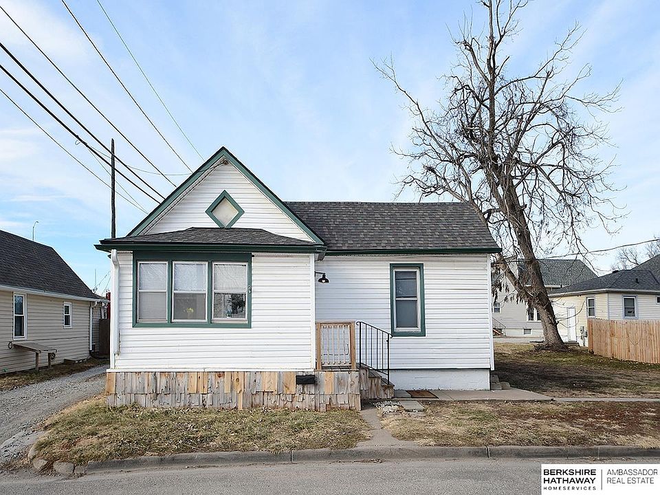 1st image of 1235 N 7th St