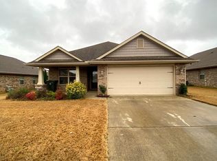 111 Pembridge Ln, Madison, AL 35756