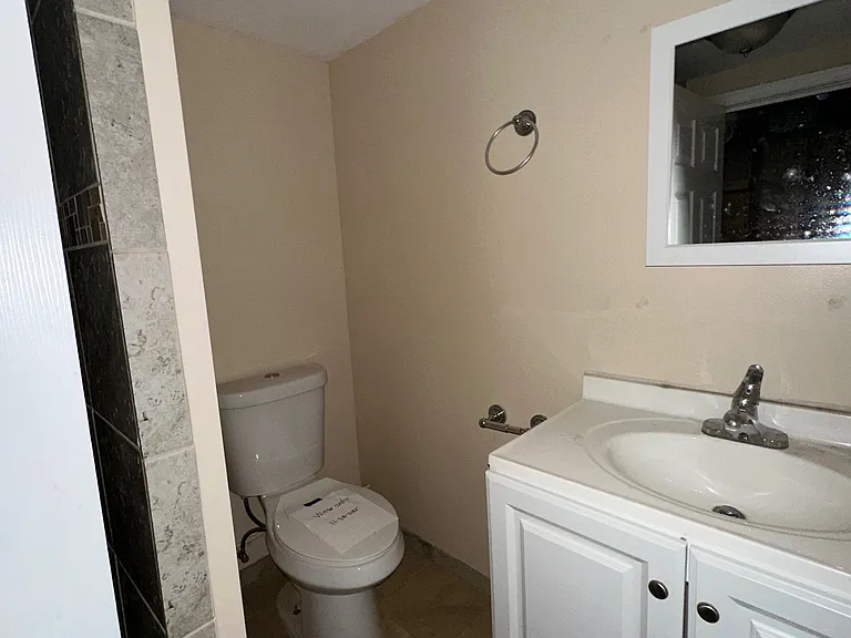 299 Dashwood Dr — Photo 11
