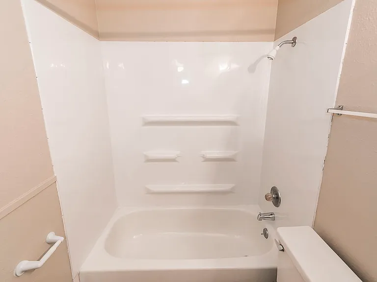 4225 N 60th St #5 — Photo 17