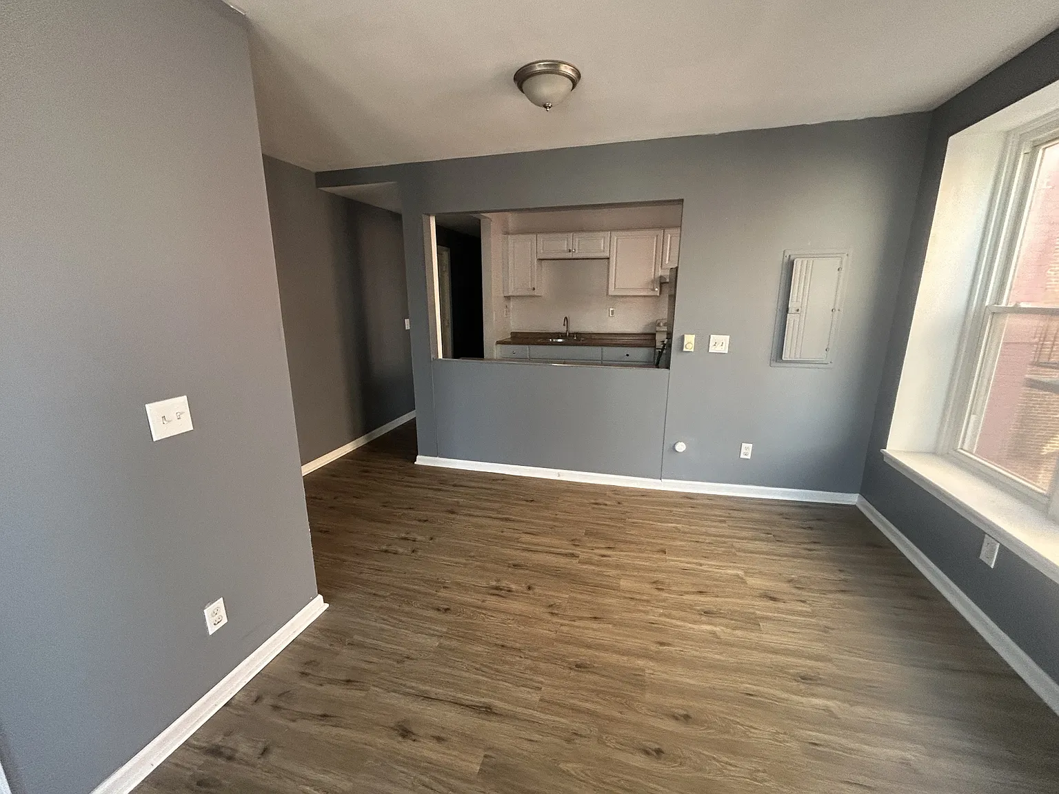 218 N 6th St - 3 — Photo 2