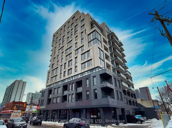 758 Dovercourt Rd W, Toronto, ON