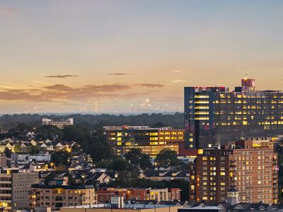 1 Strawberry Hill Court #PH, Stamford, CT, 06905