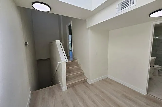 76 Harkness Ave — Photo 4