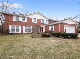 3925 Medford Cir, Northbrook, IL