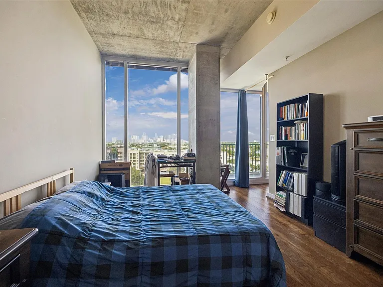 5925 Almeda Rd #11011 — Photo 13
