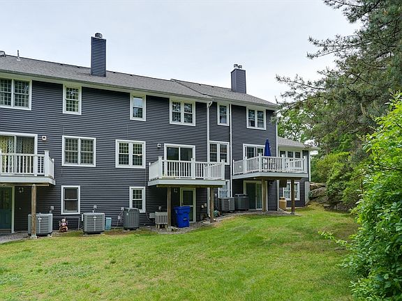 2nd image of 41 Laurelwood Dr