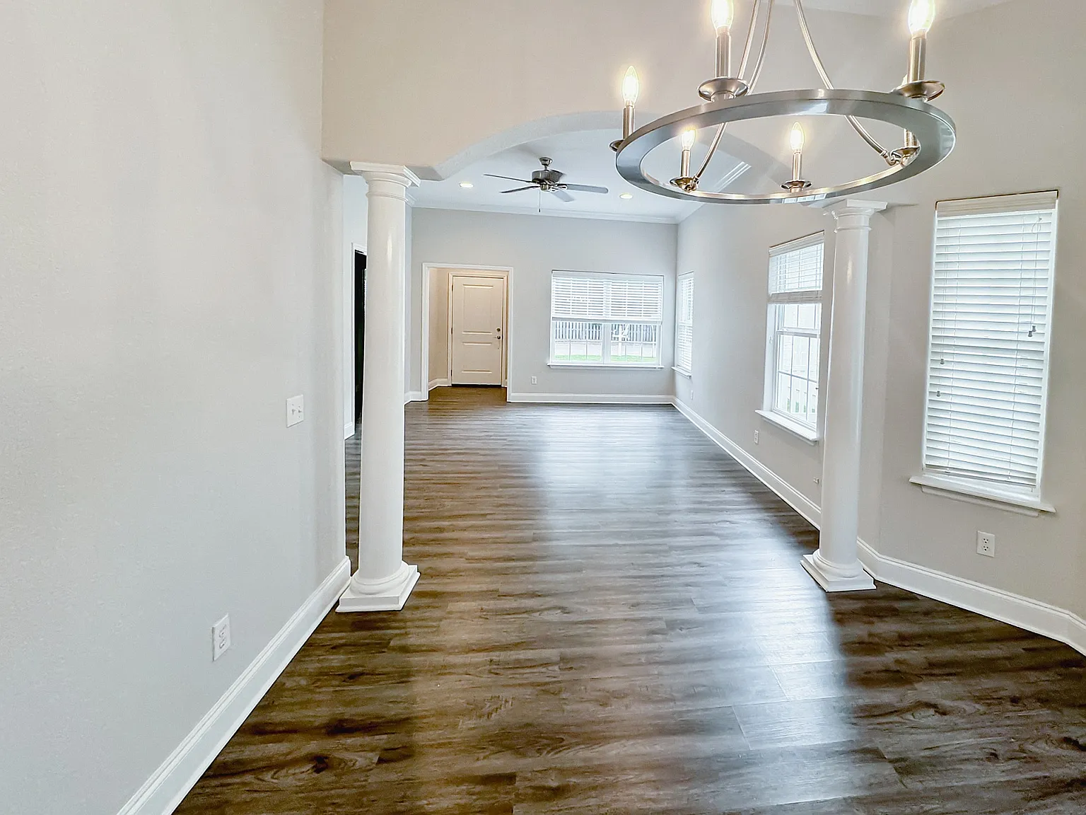3 bed, 1162 sqft, $1,950 — Photo 4