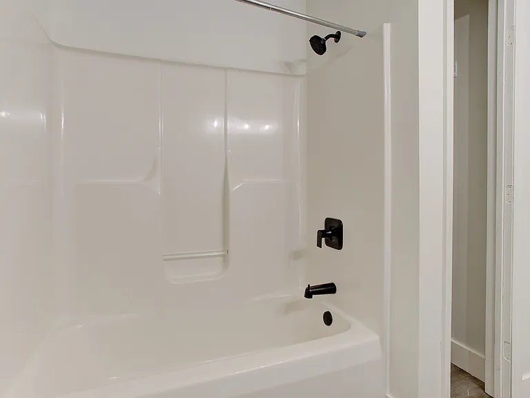 165 Westhaven Dr — Photo 13