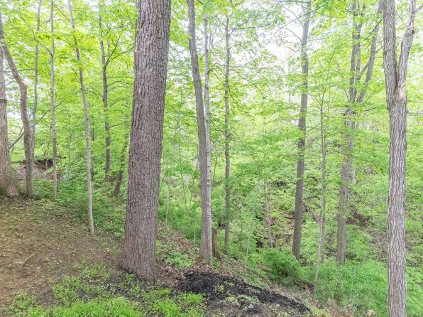 1406 Westwood Dr, Sidney, OH 45365