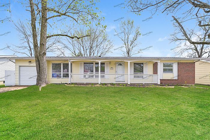 1st image of 2740 Radcliffe Dr