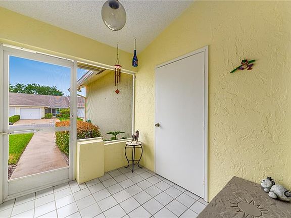 4th image of 11187 SE Sea Pines Cir