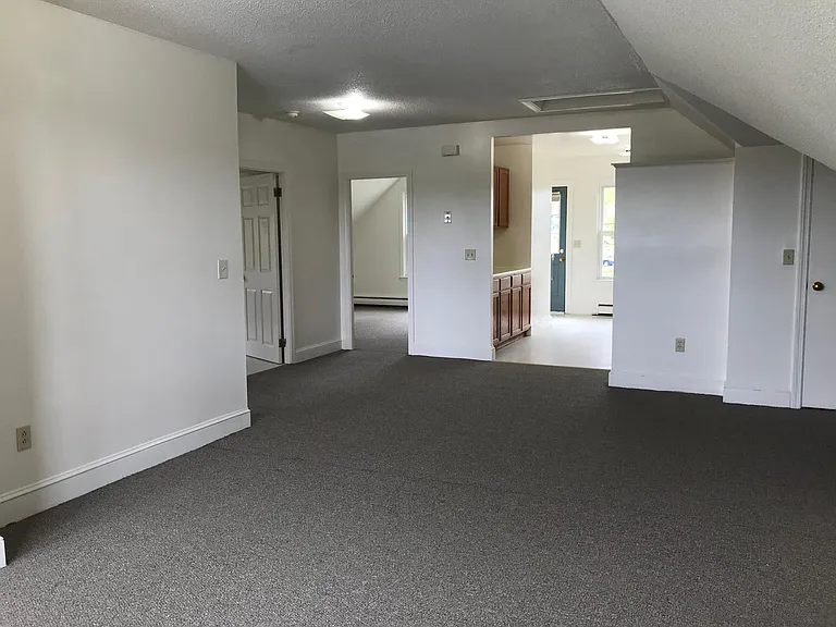 17 Park St — Photo 10