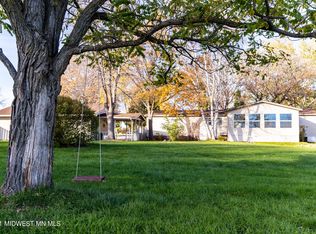 24882 N Wall Lake Dr, Fergus Falls, MN 56537