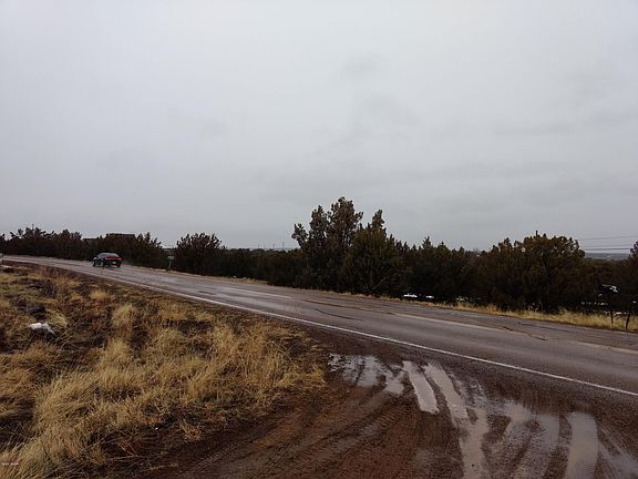 5th image of 8546 Silver Creek Dr