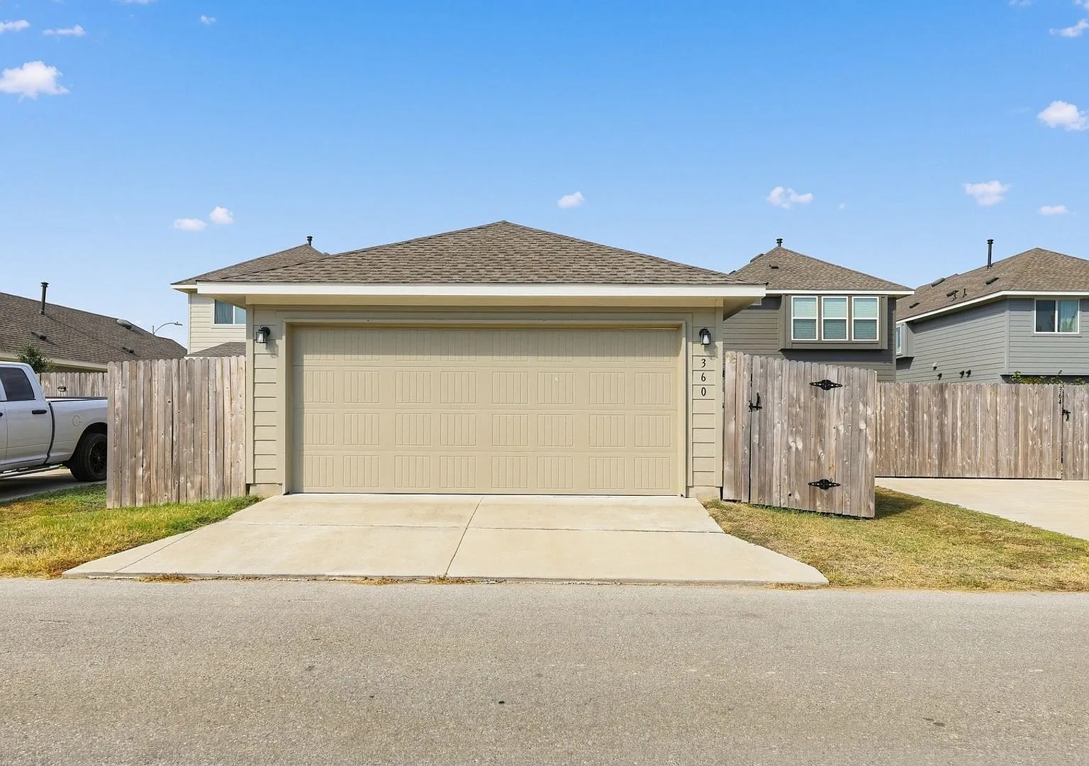 Charming 3BR House in San Marcos — Photo 2