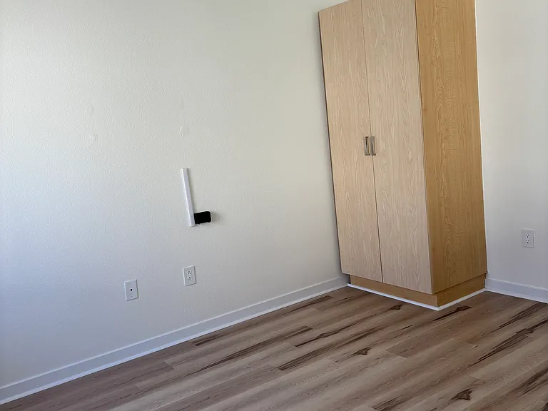 1944 State St #11 — Photo 11