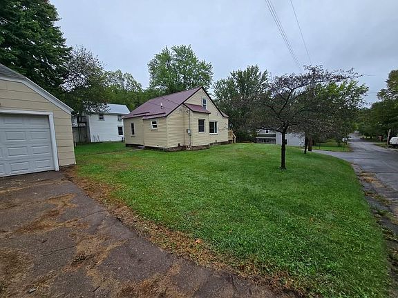 2nd image of 1203 13th Avenue