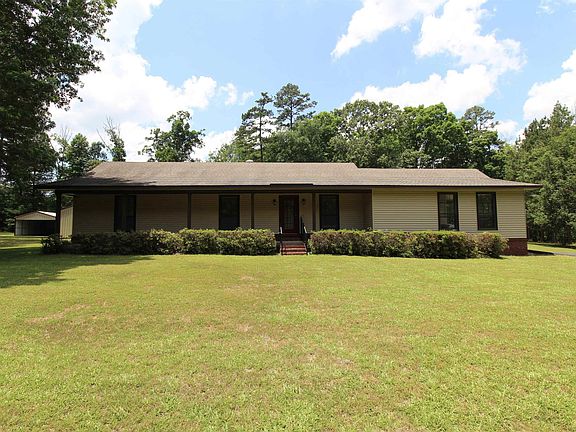 3rd image of 1412 Skyline Dr