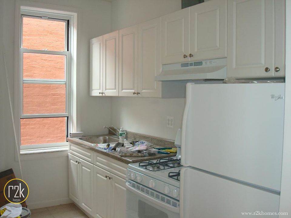 1st image of 2827 37th St #11
