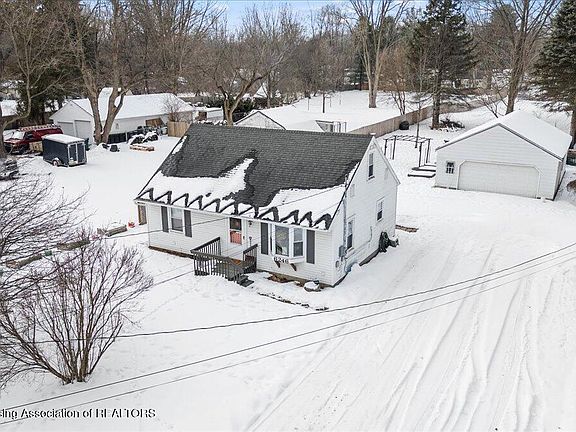 3rd image of 6246 Gardenia Ave