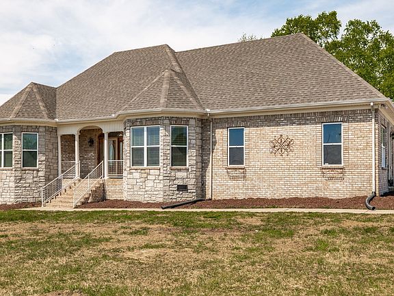 2nd image of 1222 Chenault Ln