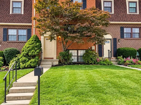 19 Casey Ct, Baltimore, MD 21228