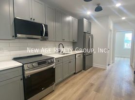 4140 Parrish St, Philadelphia, PA