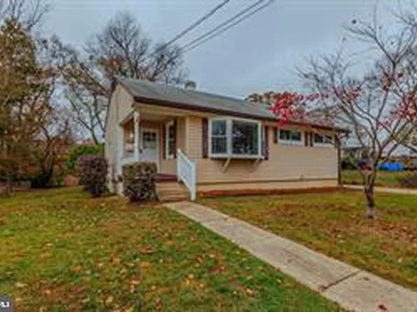 1114 Highwood Rd, Rockville, MD 20851