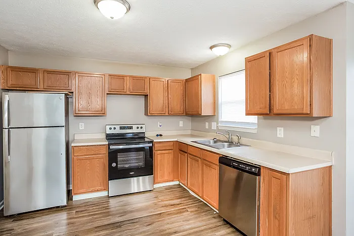 5508 Washington Ave — Photo 5