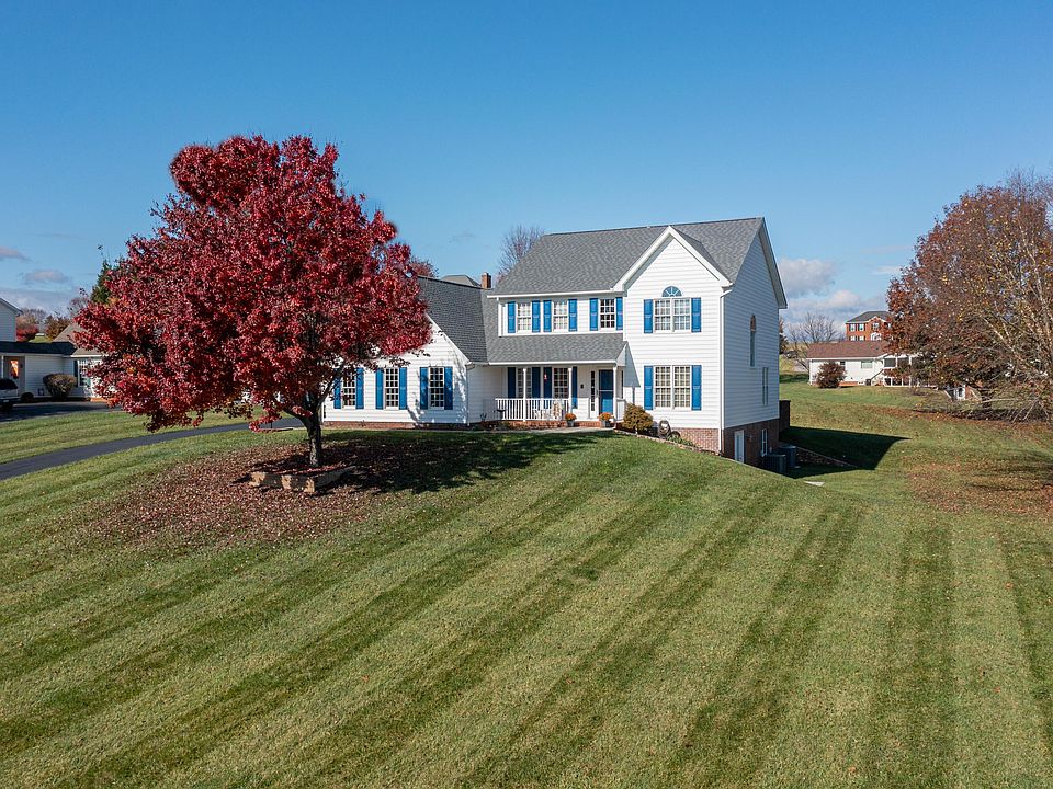 1st image of 111 Nora Valley Dr
