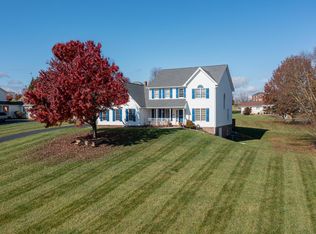 111 Nora Valley Dr, Troutville, VA 24175