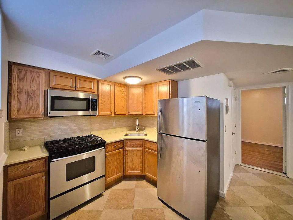 1st image of 859 Rathbun Ave #1