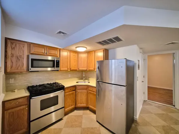 859 Rathbun Ave #1, Staten Island, NY 10309